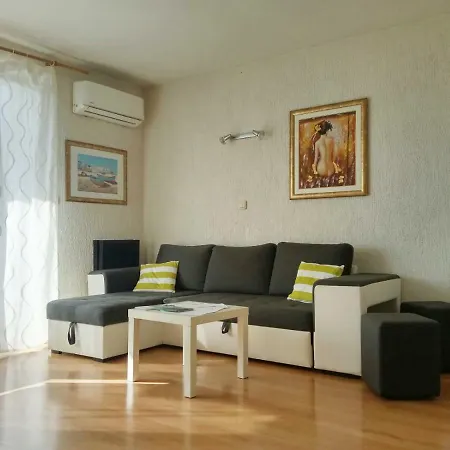 Sentona Apartman *